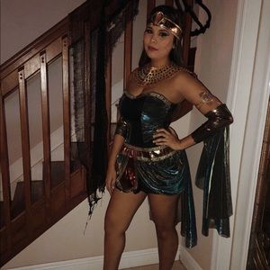 CLEOPATRA HALLOWEEN COSTUME